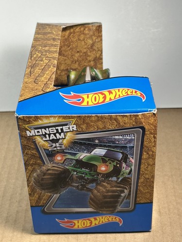 Hot Wheels Monster Jam 25th Rev Tredz Grave Digger Chrome In Box HTF - Picture 8 of 9