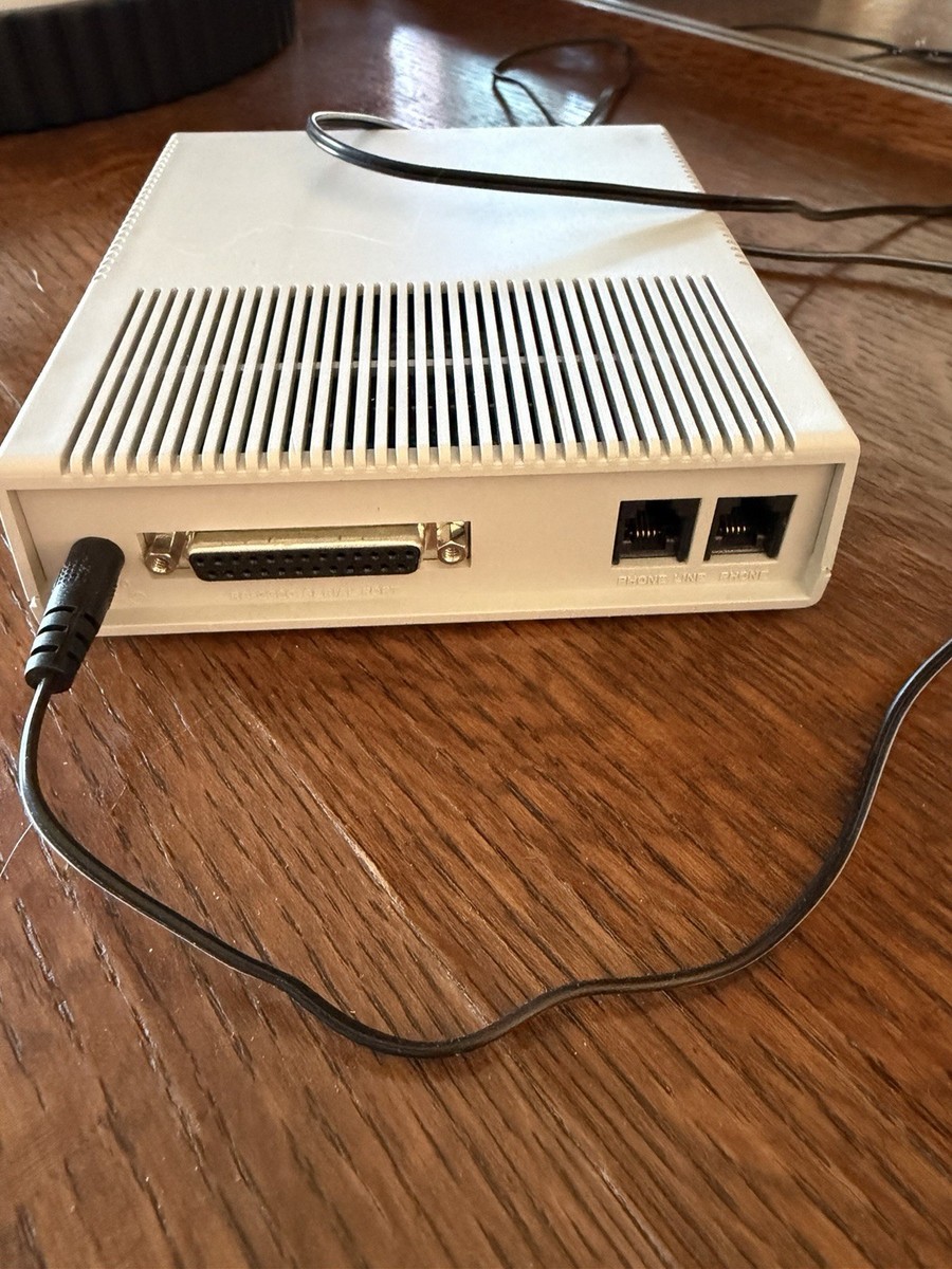 Zoom V.34X Plus 2836 Fax Modem 33,600bps Serial Lightning