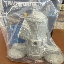 2009 Burger King Transformers Revenge of the Fallen Seeking Soundwave NEW