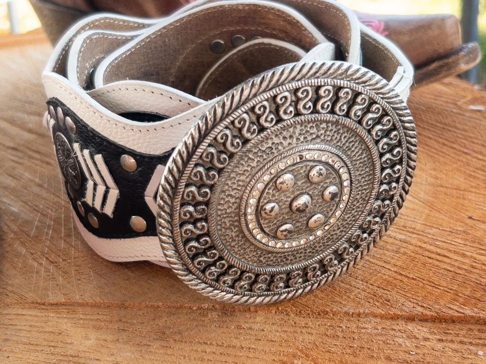 Corral Women’s Black Leather Cowboy Boots Sz 9 1/2 Pink Wing Cross - Image 2 of 4