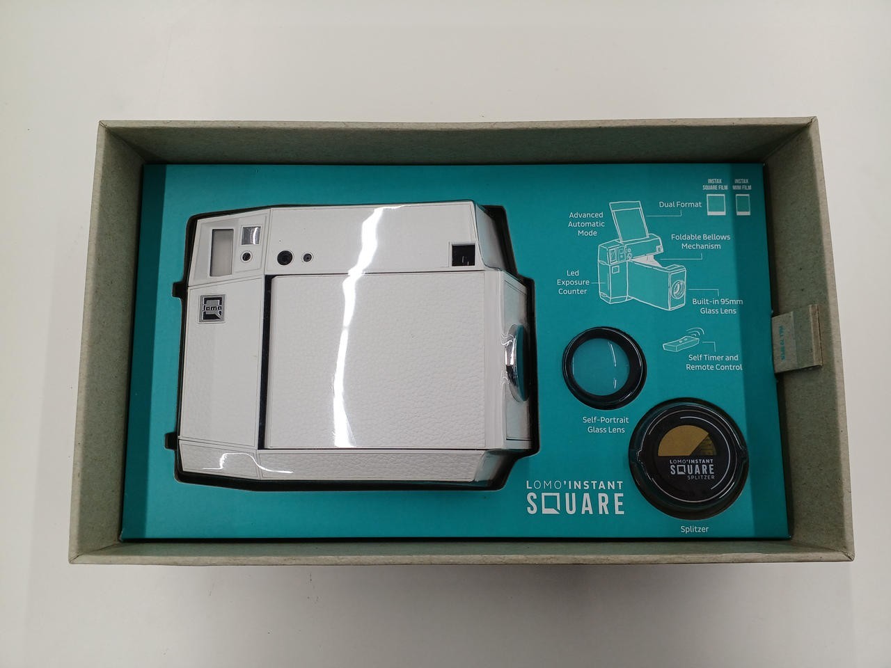 LOMOGRAPHY SQUARE (Un) Instant Camera