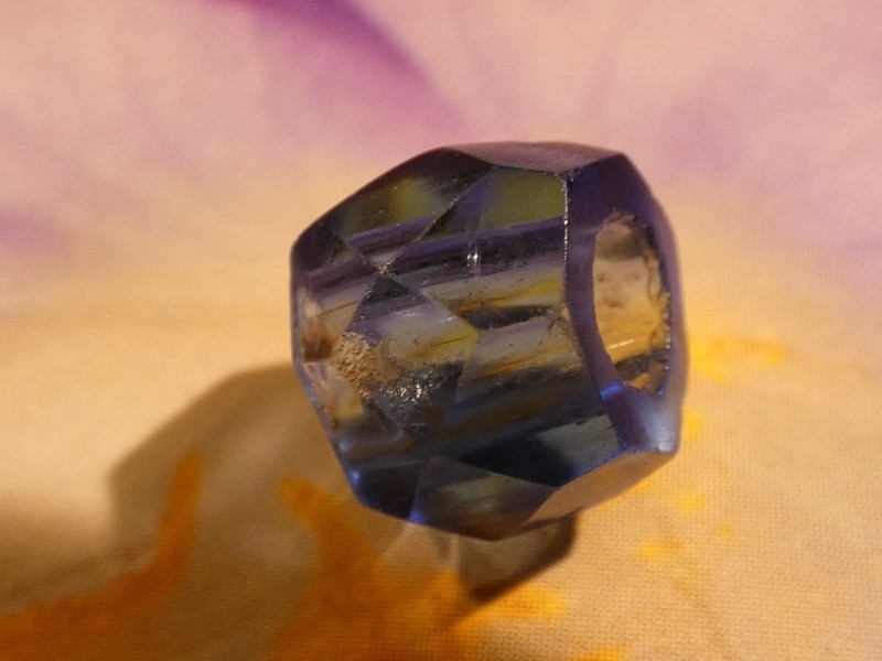 ANTIQUE FACETED RUSSIAN SAPPHIRE BLUE GEM LIKE GLASS BEAD 9.3-7.5 MM LUSTRE