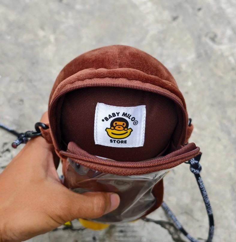 SALE Baby Milo Banana Phone Pouch Shoulder Bag BAPE A Bathing Ape Unisex - NWT thumbnail 5