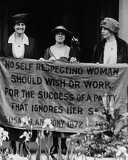 WOMEN'S SUFFRAGE MOVEMENT PROTEST REPUBLICAN CONVENTION PHOTOGRAPH PHOTO PRINT