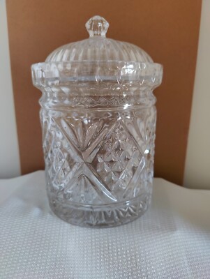 Dublin Crystal Biscuit Box.  Shannon Crystal by Godinger- New