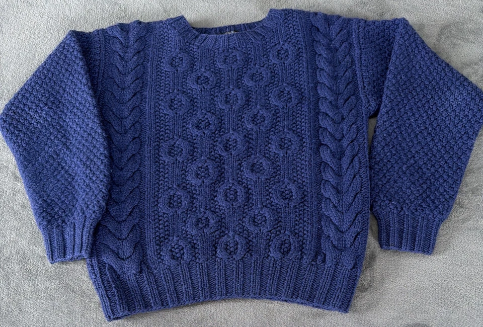 Suéter grueso tejido con cable azul marino mediano Lands' End para mujer tejido pesado Foto 2 de 4