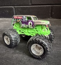 Hot Wheels Monster Jam Grave Digger 4 X Champion Monster  Truck 1:64  2007 Rare