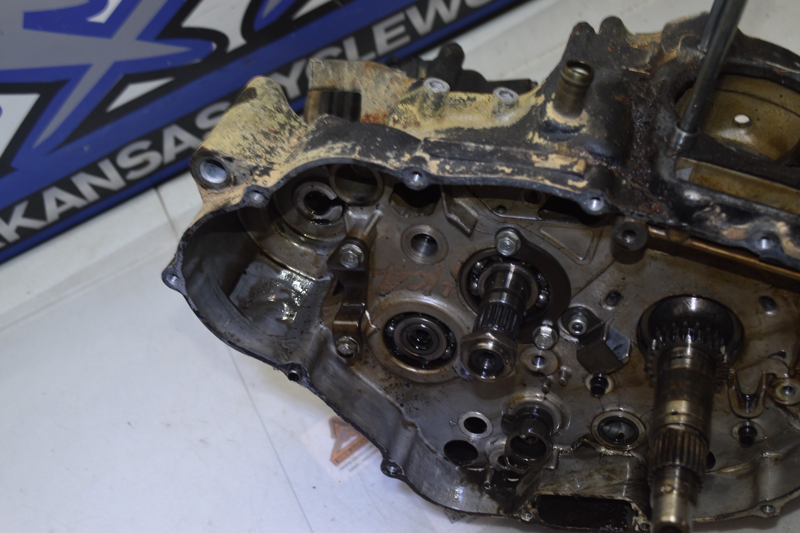 Y1-4 Lower Engine Crank Motor Cases 1989 89 Honda TRX300 TRX 300 2x4 Fourtrax