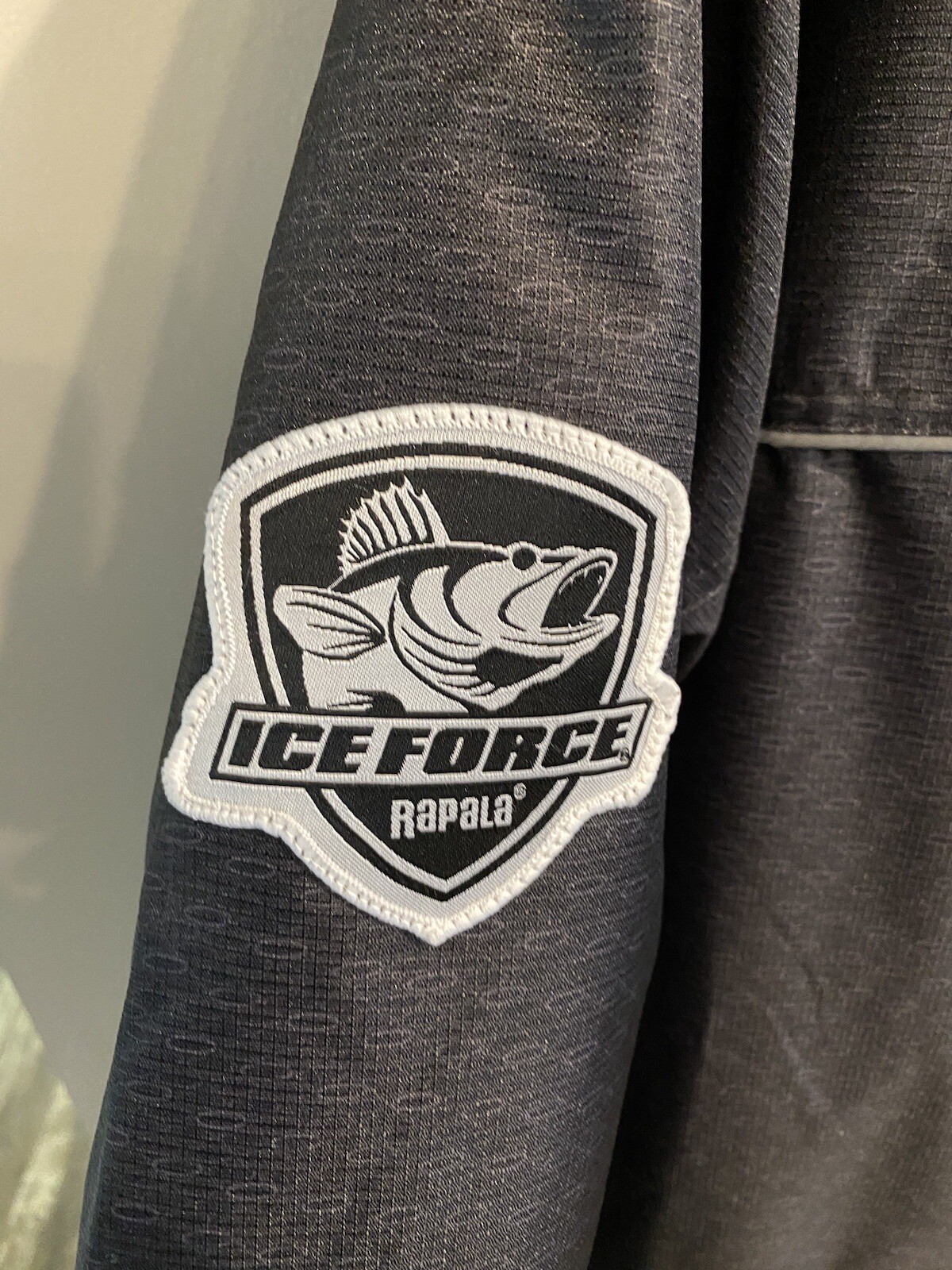 Ice Fishing Strikemaster Pro Suit With Flotation NEW LOOK***** eBay