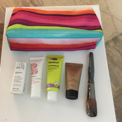 Clinique Make-up Konvolut 5 Teile + Kosmetiktasche siehe Bilder - alles neu - Bild 1 von 9
