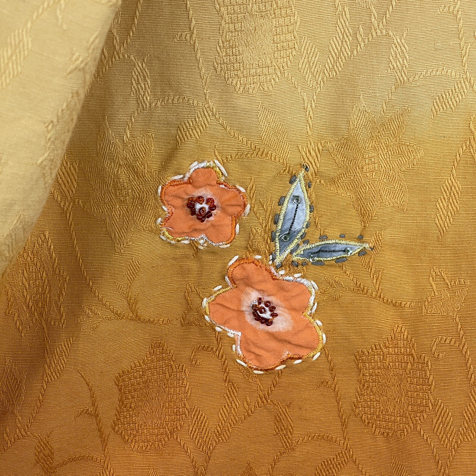 Units Woman Floral Applique & Embroidered Ombre Yello… Gem