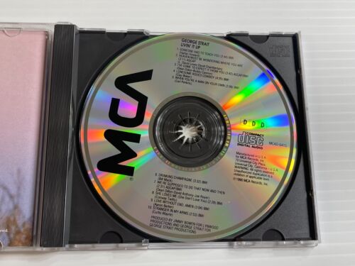 George Strait - Livin' It Up - (1990 MCA Records) Country Music CD - 第 3/4 張圖片