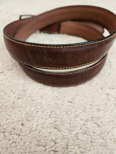 Cinturón de vestir/casual de cuero marrón para hombre talla 42 x 1,25 ancho - Imagen 4 de 8