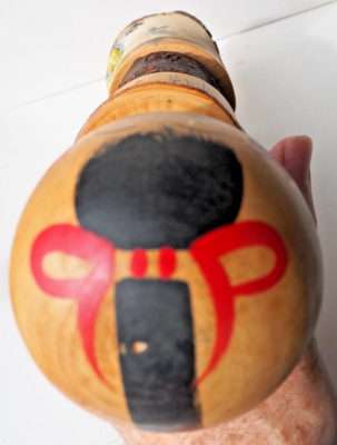 Poupée kokeshi sosaku - France