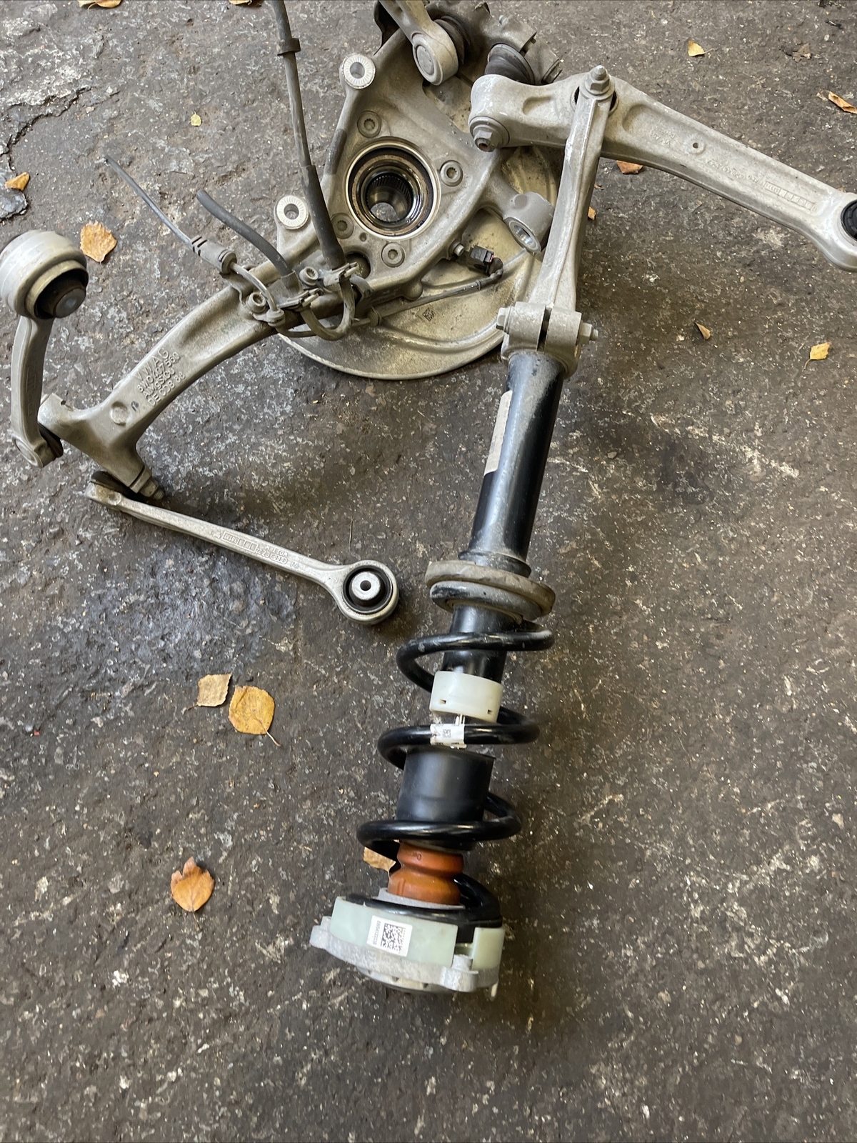 AUDI A4 B9 2.0 TDI 2020 FRONT RIGHT DRIVERS SIDE SUSPENSION LEG eBay