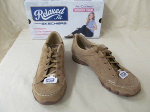 skechers bikers contained