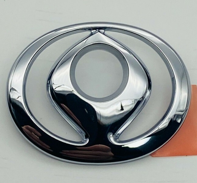 Mazda GENUINE 1991-1997 MX MIATA FRONT BUMPER CHROME EMBLEM BB1H