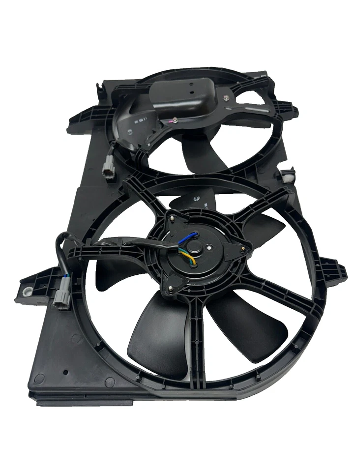 Conjunto de ventilador de refrigeración de radiador Continental para Nissan Máxima 2000-2001 INFINITI I30 Foto 2 de 4