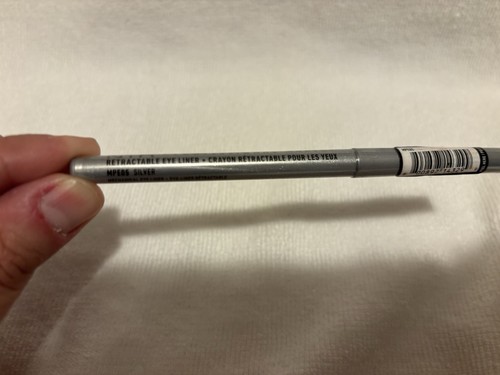New NYX Retractable Eyeliner Silver - Picture 2 of 2