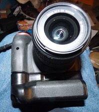 Nikon D D3300 24.2MP Digital SLR Camera - Black Kit w/ AF-S DX VR II 18-55mm...