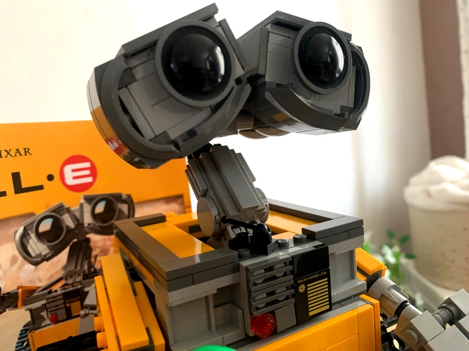LEGO Ideas 21303 WALL•E [Original Version], photo 2 of 5