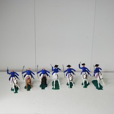 Vintage Timpo Revolutionary Toy Mounted Soldiers Blue Uniforms Lot of 7 Plastic