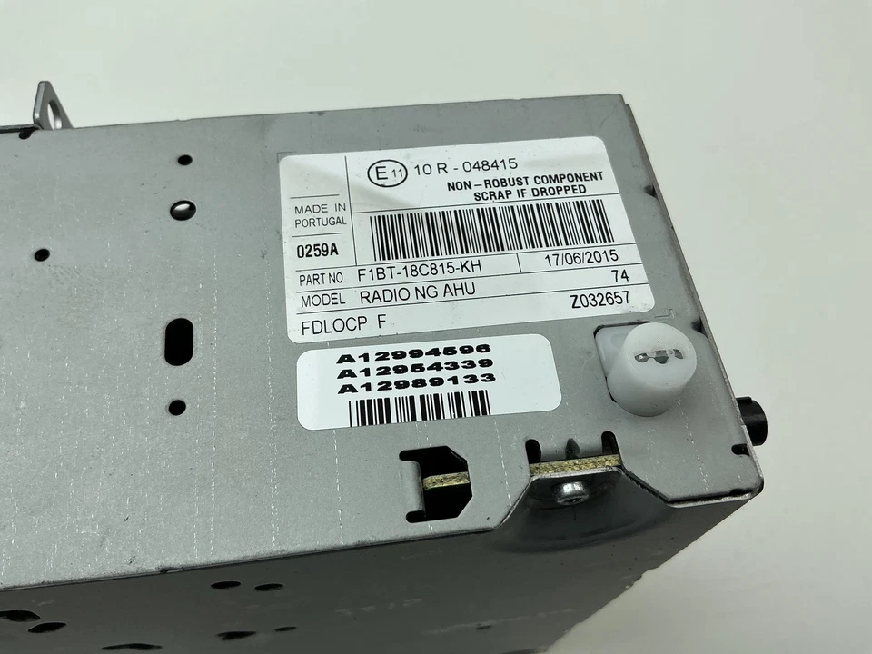 AUTORADIO PER FORD Focus S. Wagon 6° Serie F1BT-18C815-KH (15>18) - Immagine 3 di 4