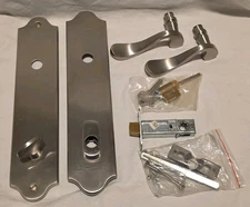 Ashland True Elegance Active Door Handle Set Color Satin Nickel Keyed Lock Set