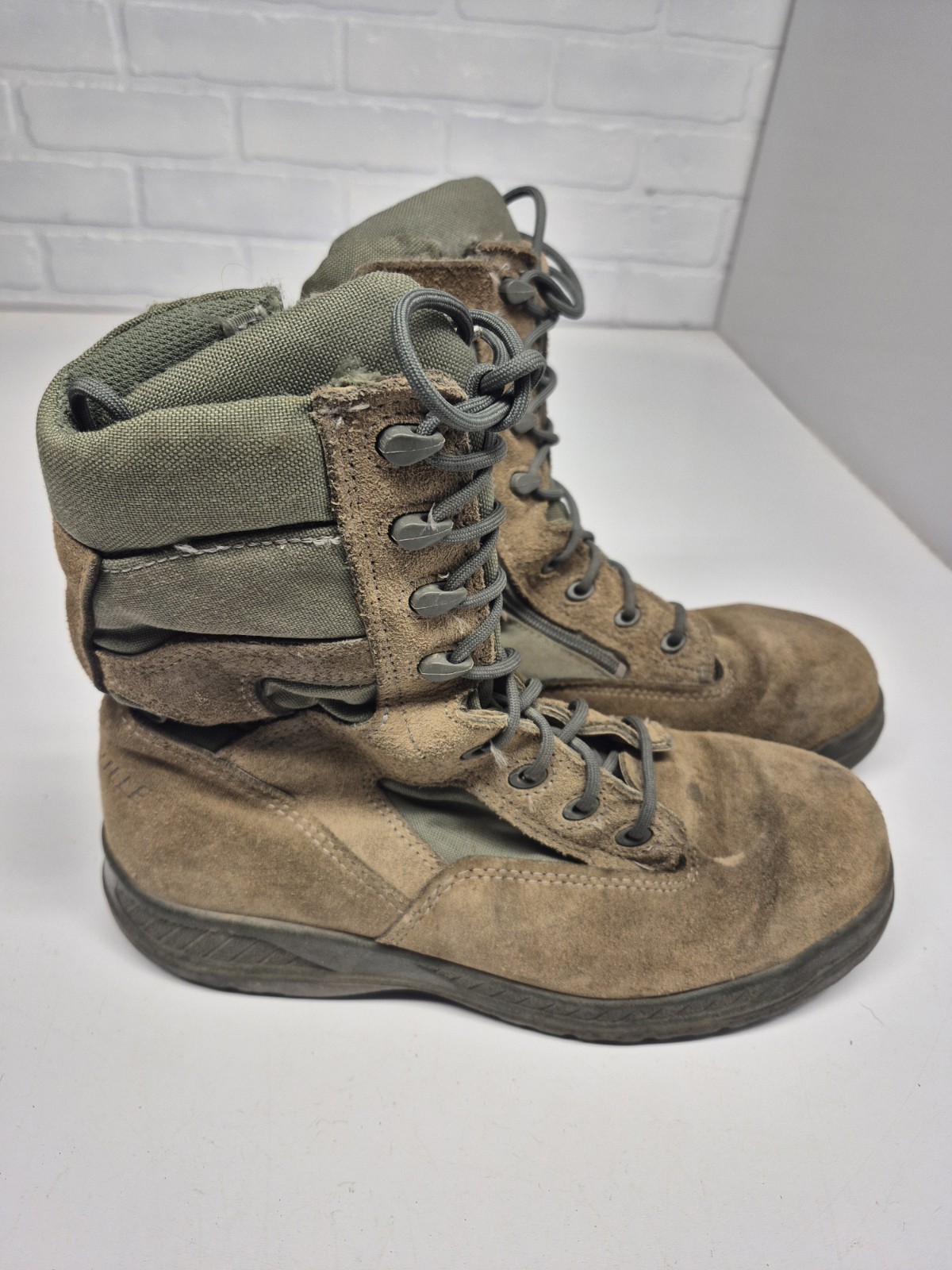 Belleville 610ZST Mens Size 9.5 Green Goretex Military Tactical Steel Toe Shoes