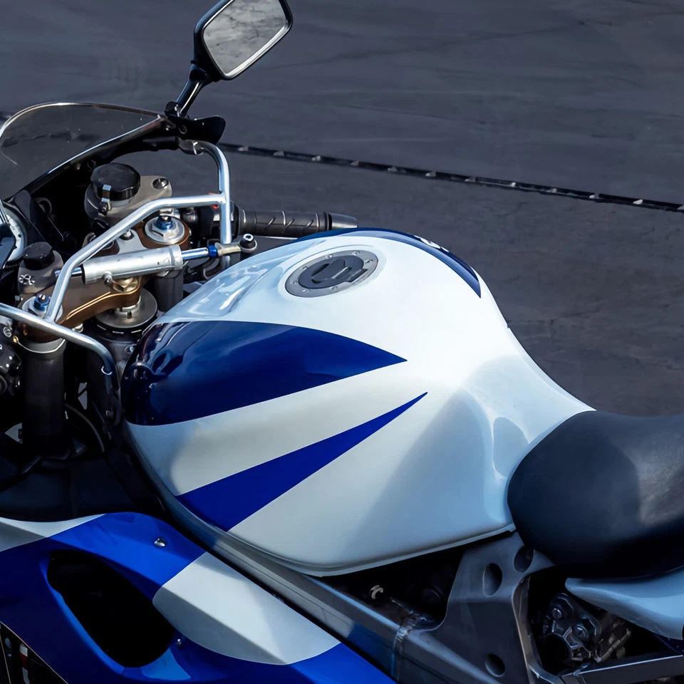 Tapa del tanque de combustible de gasolina cubierta llave de bloqueo apta para Suzuki GSXR750 01-03 GSXR600 1997-2003 Foto 3 de 4