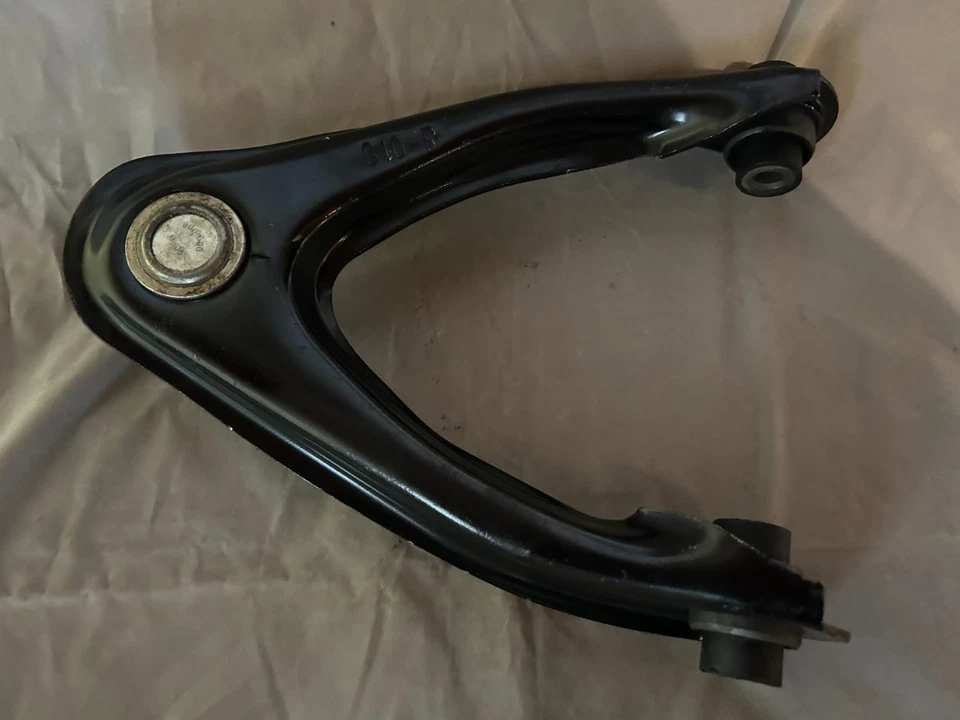 Rótula de brazo de control superior delantero derecho para Honda Cr-V 1997-2001 *¡ENVÍO EL MISMO DÍA! Foto 2 de 3