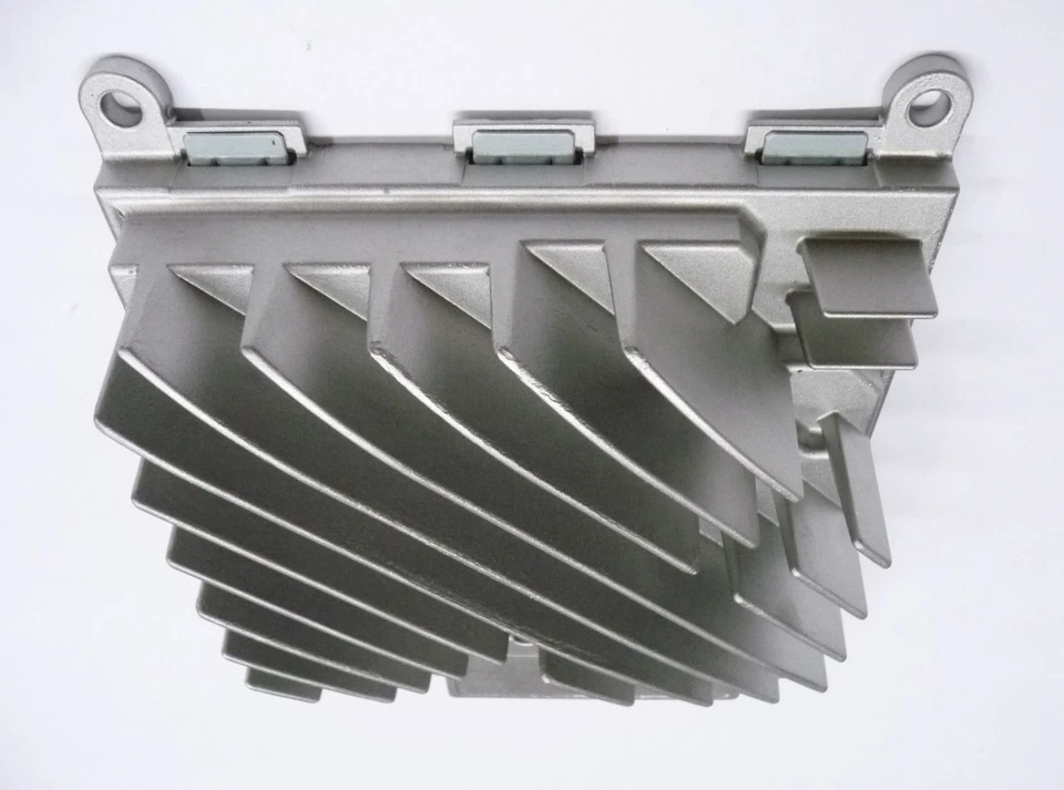 2020-2022 Mercedes Benz CLA45 AMG Radio Antenna Module A1679005715 OEM A1 - Image 3 of 4