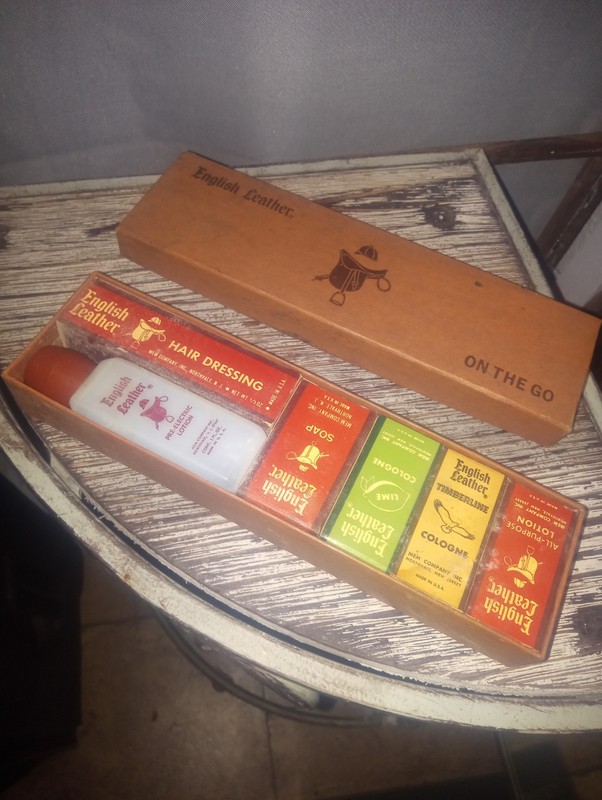 English Leather On The Go Vintage Bathroom Care Set