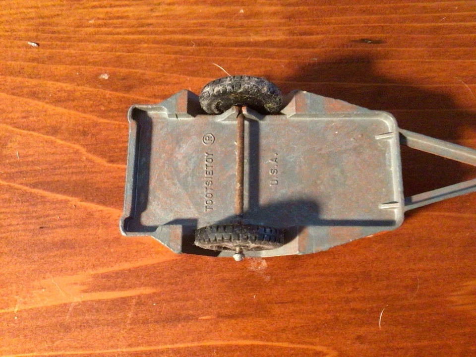 Chevy El Camino 1960 Tootsietoy con remolque U-Haul Foto 3 de 4