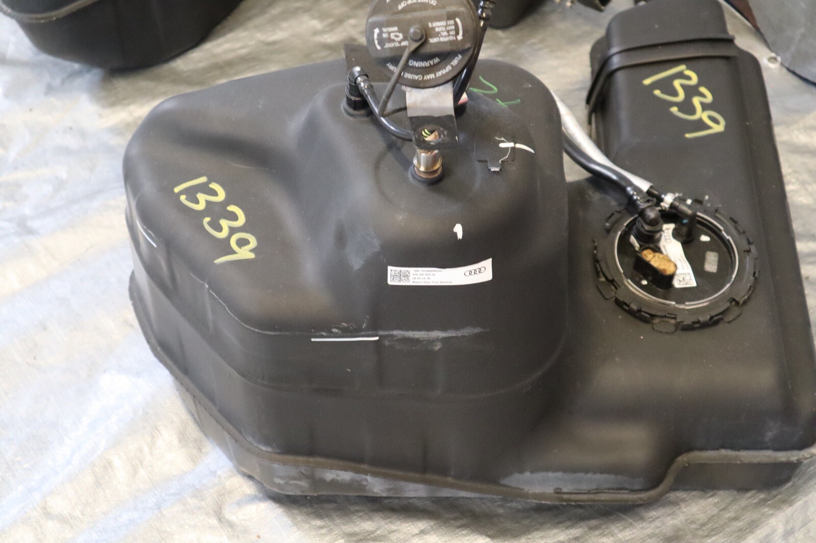 2014 AUDI R8 V8 QUATTRO AWD 4.2L OEM EXTERIOR FUEL TANK #1339