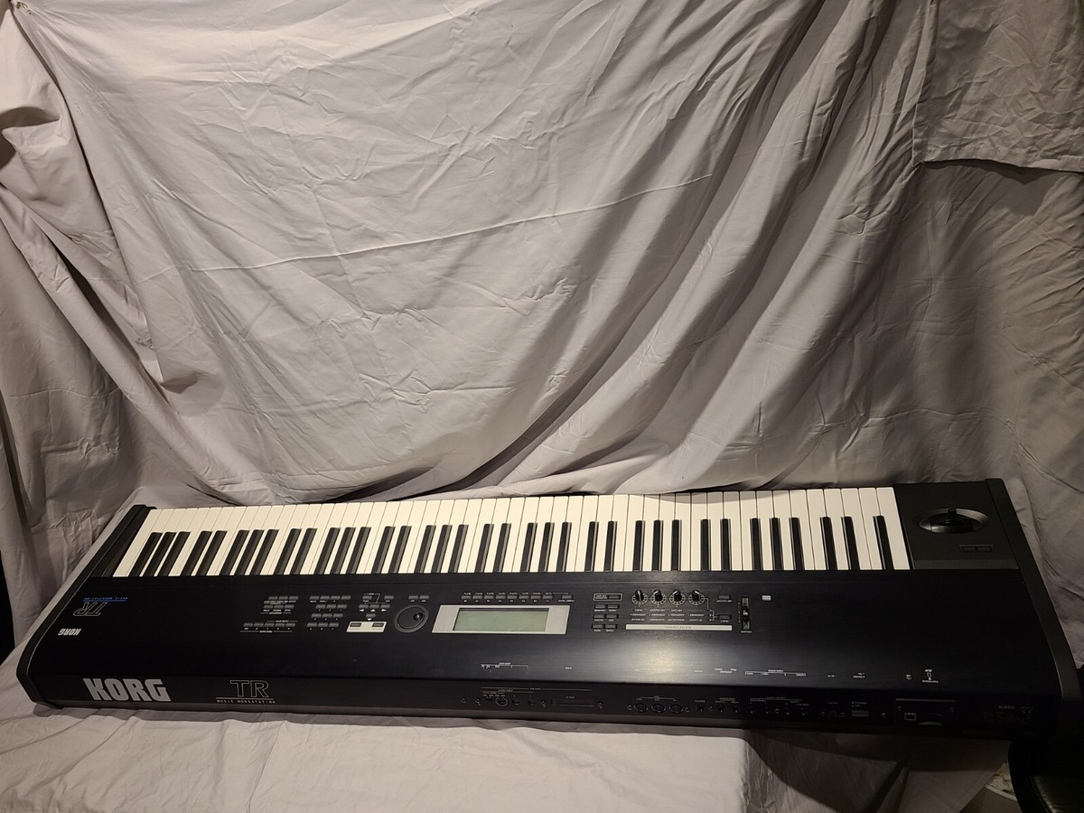 KORG TR88 シンセサイザー コルグ KORG TR-88 88 Key Keyboard Workstation Synthesizer W/ Power