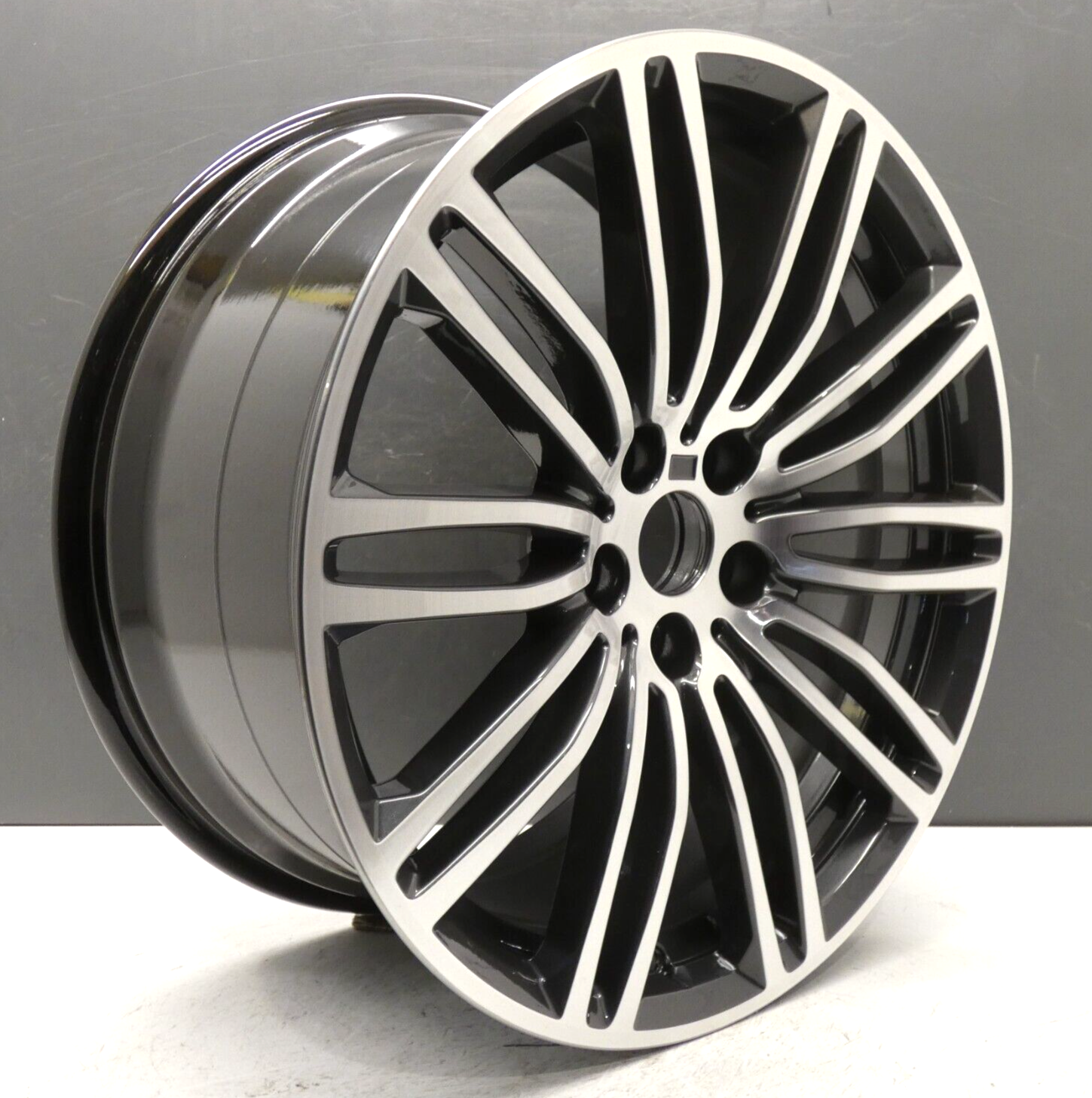 7856926 BMW G30 5 Serries La Double Spoke 664m 9 X 19