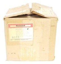 NIB HONEYWELL R7165A-1102 PROPORTIONING RELAY 120V, 50/60HZ, R7165A1102