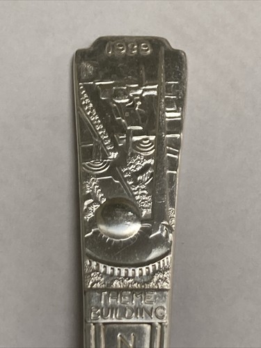 New York 1939 Theme Building World’s Fair Spoon Collectible