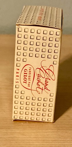 Vintage Savon De Parfumerie Fabrique par Gilot PERFUMED SOAP Paris Rare - Picture 2 of 6
