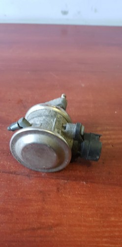 BMW E38 E39 5 7ER E53 X5 M62 AGR VENTIL 1707619