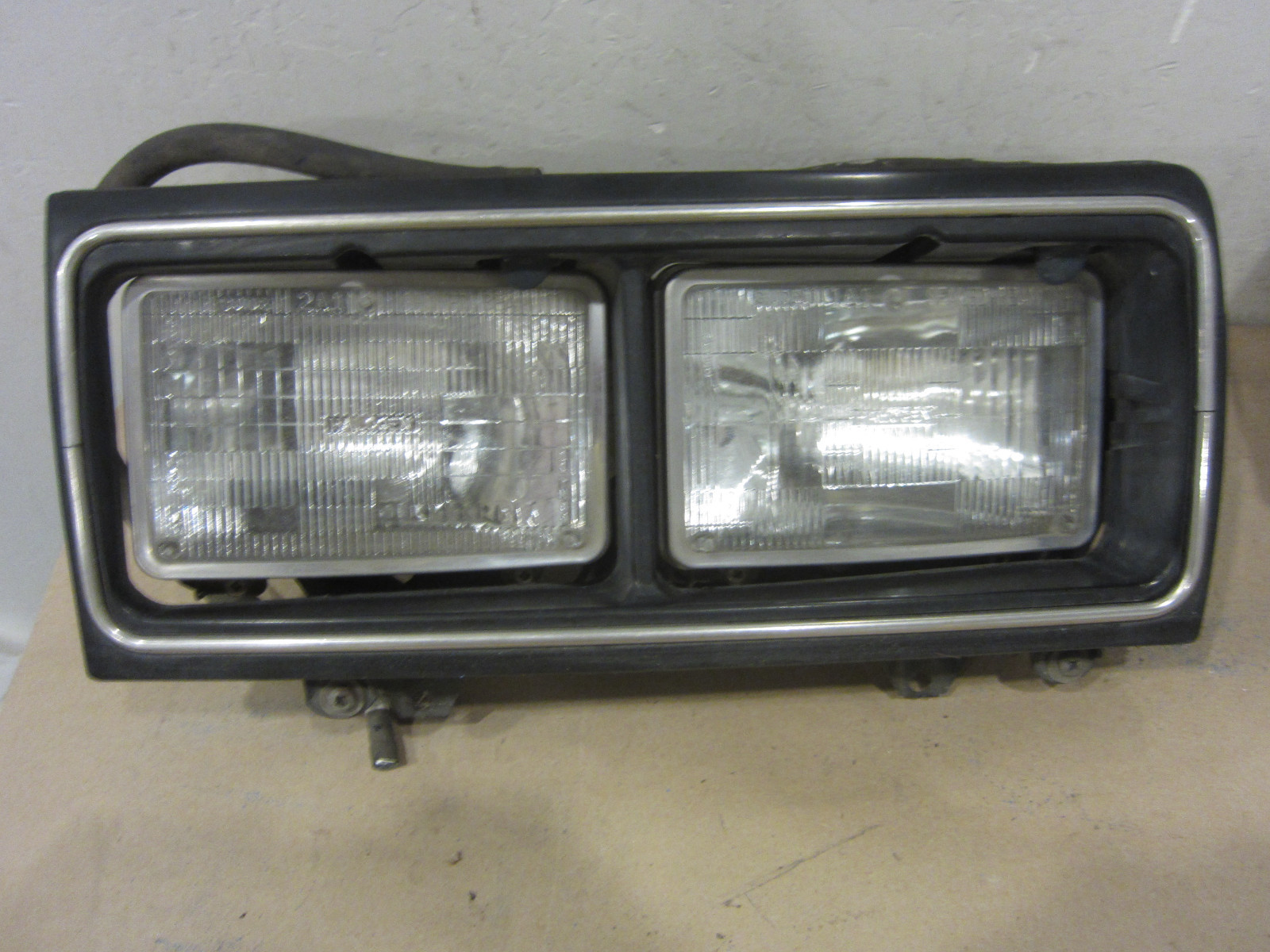 Bentley Eight 1987 - RH Headlight Assy
