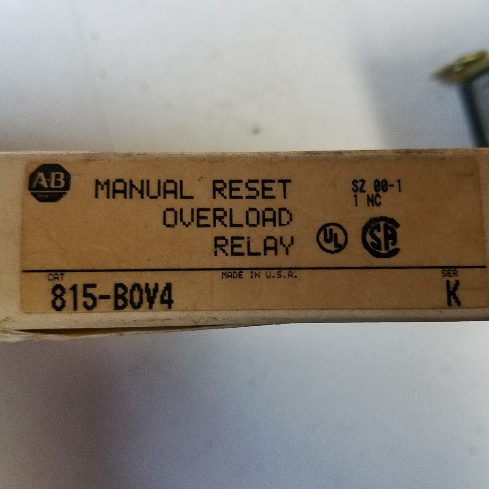 Allen Bradley 815-B0V4 Overload Relay