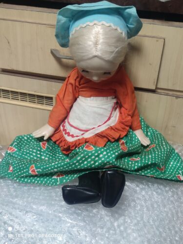 VINTAGE SPIELZEUGPUPPE MÄDCHEN VOLKSFRAU VINYL KUNSTSTOFF STOFF SOWJETZEIT UDSSR CCCP - Bild 5 von 24