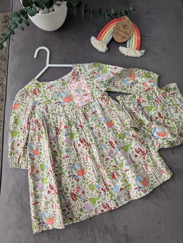 Neu süßes Beatrix Potter Cath Kidston Peter Rabbit Kleid & Unterhose 6-9 m Geschenk - Bild 2 von 17