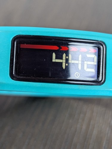 Garmin Vivofit Fitness Band Teal Heart Rate Calorie Steps Sync App Track Goals - Picture 5 of 12