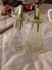 VTG Pyrex Spring Blossom Crazy Daisy Green Salt & Pepper Shakers Set Glass MCM