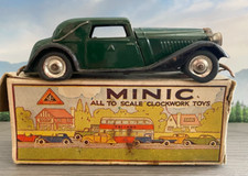 TRIANG MINIC - VAUXHALL CABRIOLET - VINTAGE TINPLATE MODEL - GREEN IN BOX