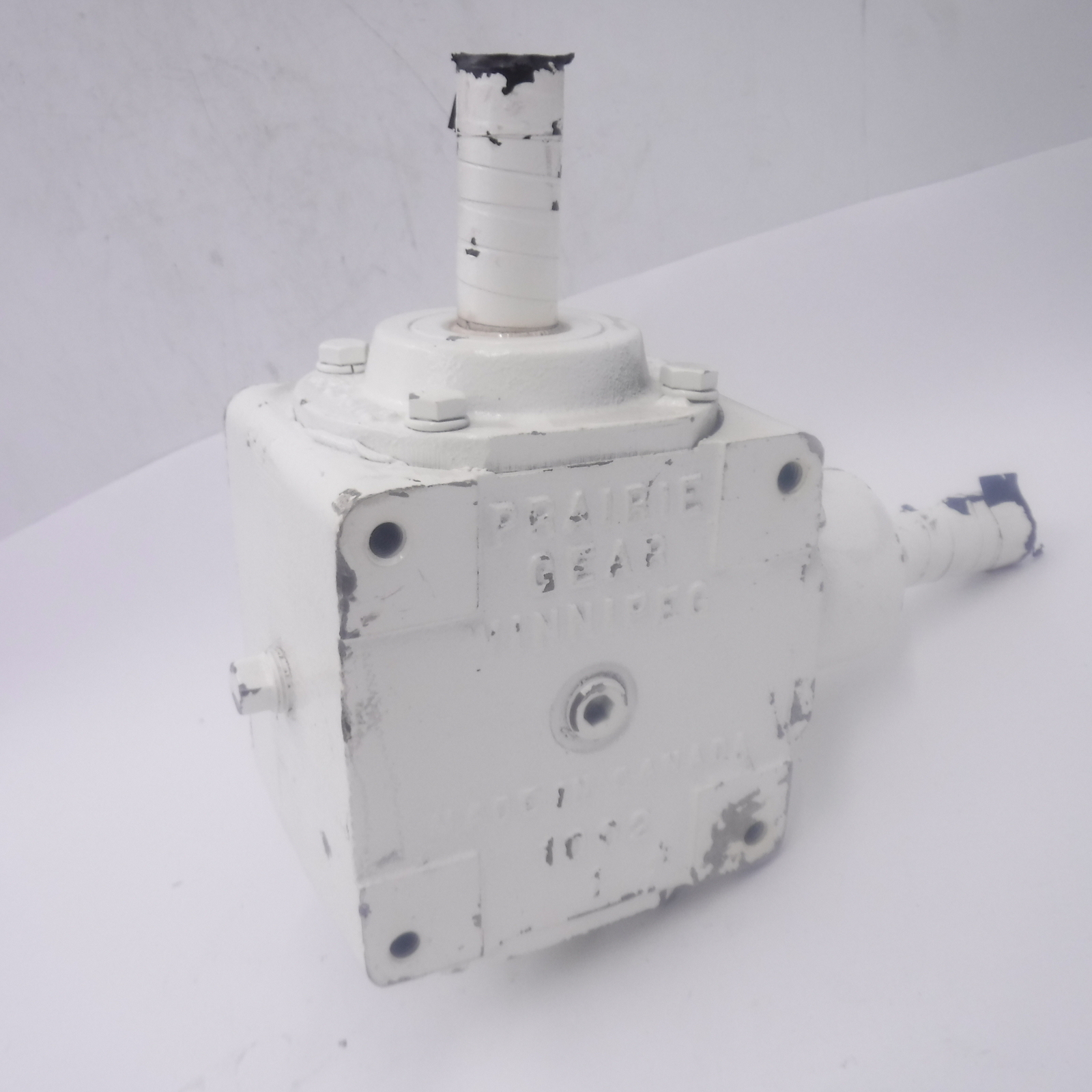 Prairie Gear 90 Degree Right Angle 1002 Gearbox, 1" Shafts 1.5:1 Ratio