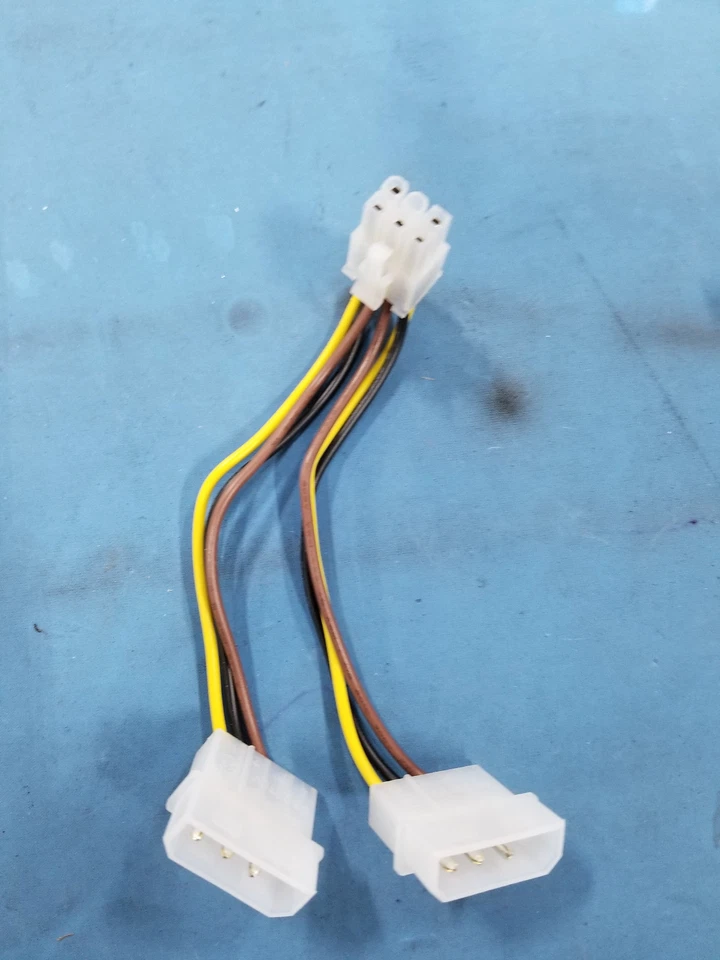 4pcs Dual 4 Pin Molex to 6 pin PCI-e exp video card adapter connector pwr cable - Image 3 of 4